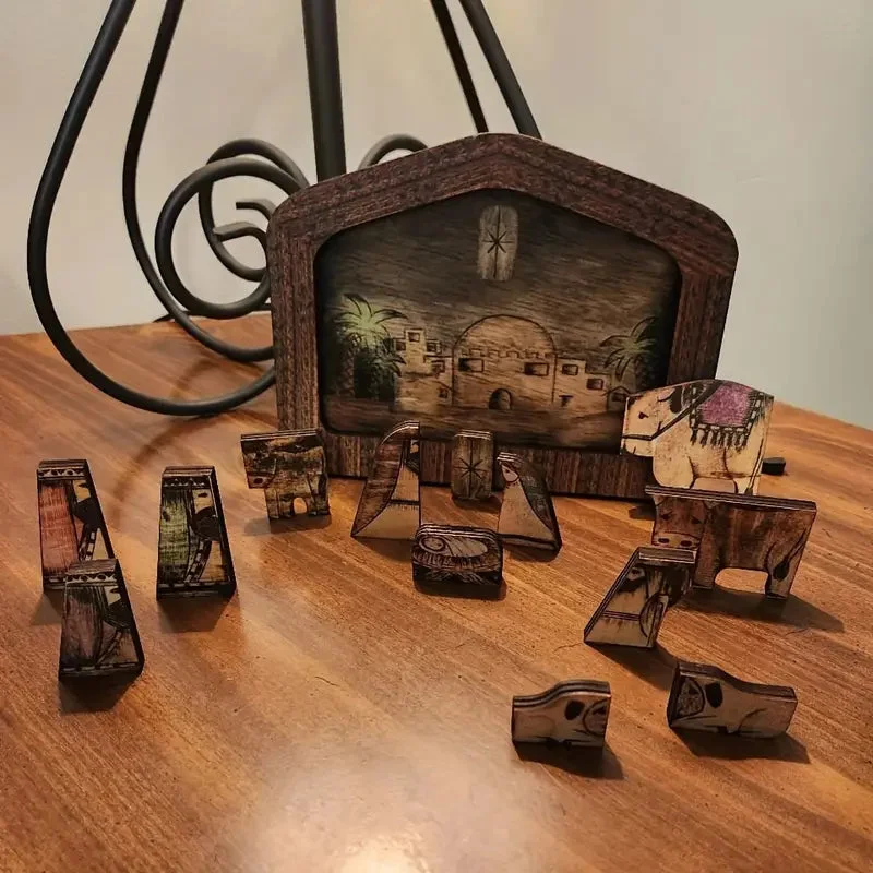 Détails de la Crèche en Bois