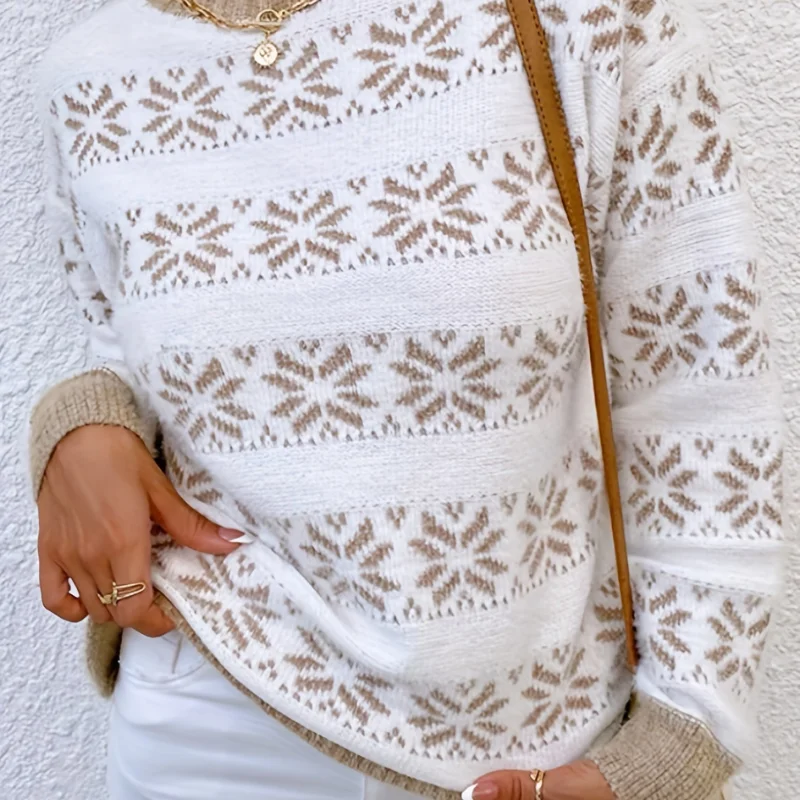 Pull de Noël Femme Blanc Chic porté