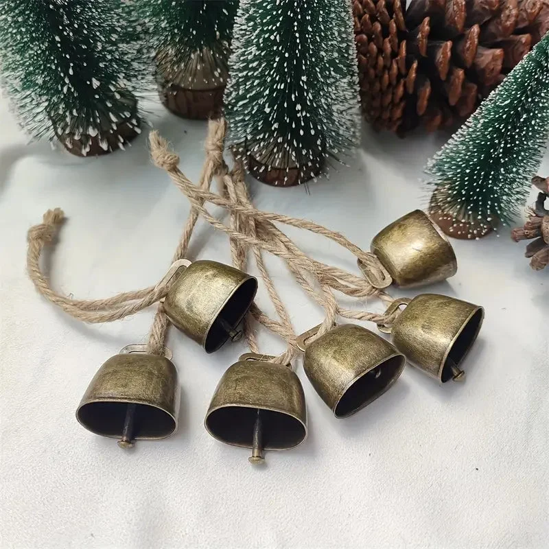 Cloches de Noël en Fonte