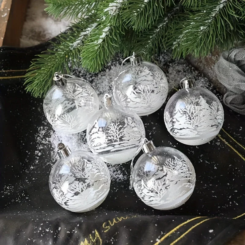 Ambiance de Noël avec Boules Transparentes