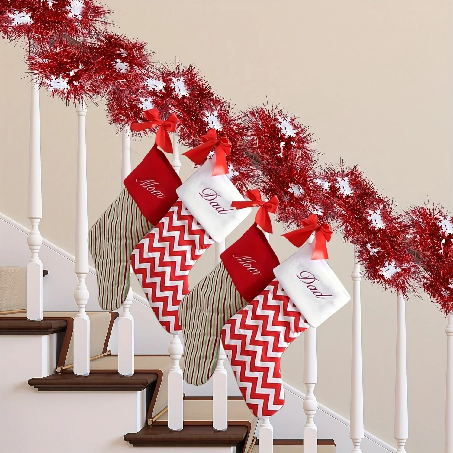 Ambiance de Noël avec Guirlande Rouge